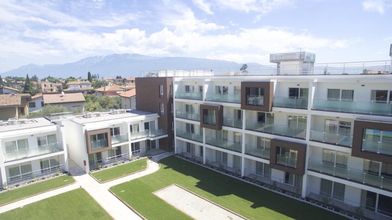Piamarta Apartments Тосколано-Мадерно Экстерьер фото